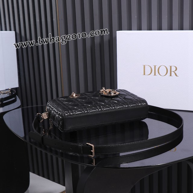 Dior专柜新款迪奥高仿原单中号大爆款D-joy手提肩背女包 djfk1510
